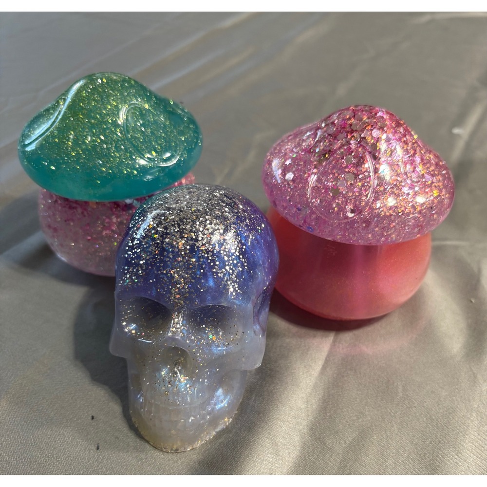 Handmade Resin Glitter Mushroom Trinket Boxes and Skull Decor Set 3pc